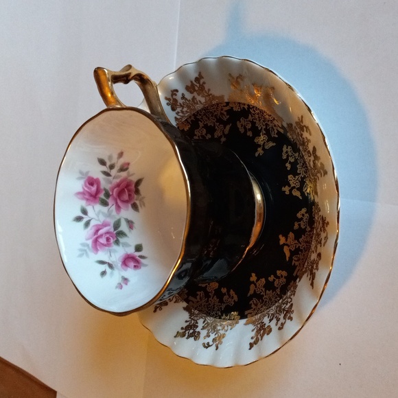 Royal Windsor Cup+ Royal Albert Regal Series Plate Beautiful Set-Bone China Engl - Picture 1 of 12